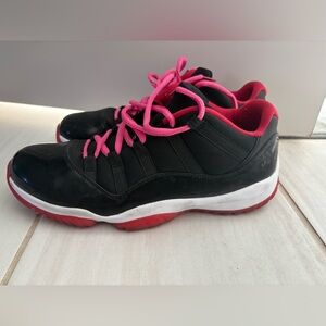 Nike Air Jordan 11 Retro Low Bred 2015 used